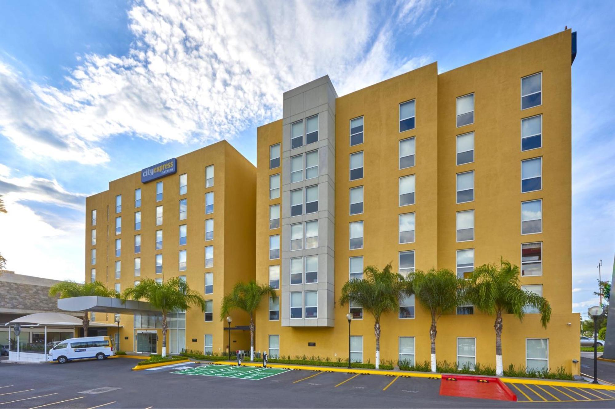 City Express By Marriott Queretaro Jurica エクステリア 写真